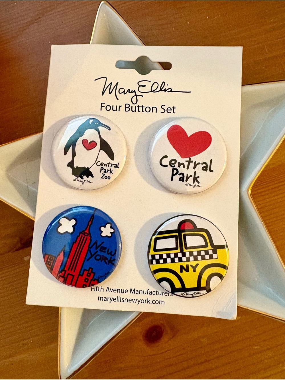 Central Park New York Button Set - White/Red/Blue/Yellow
